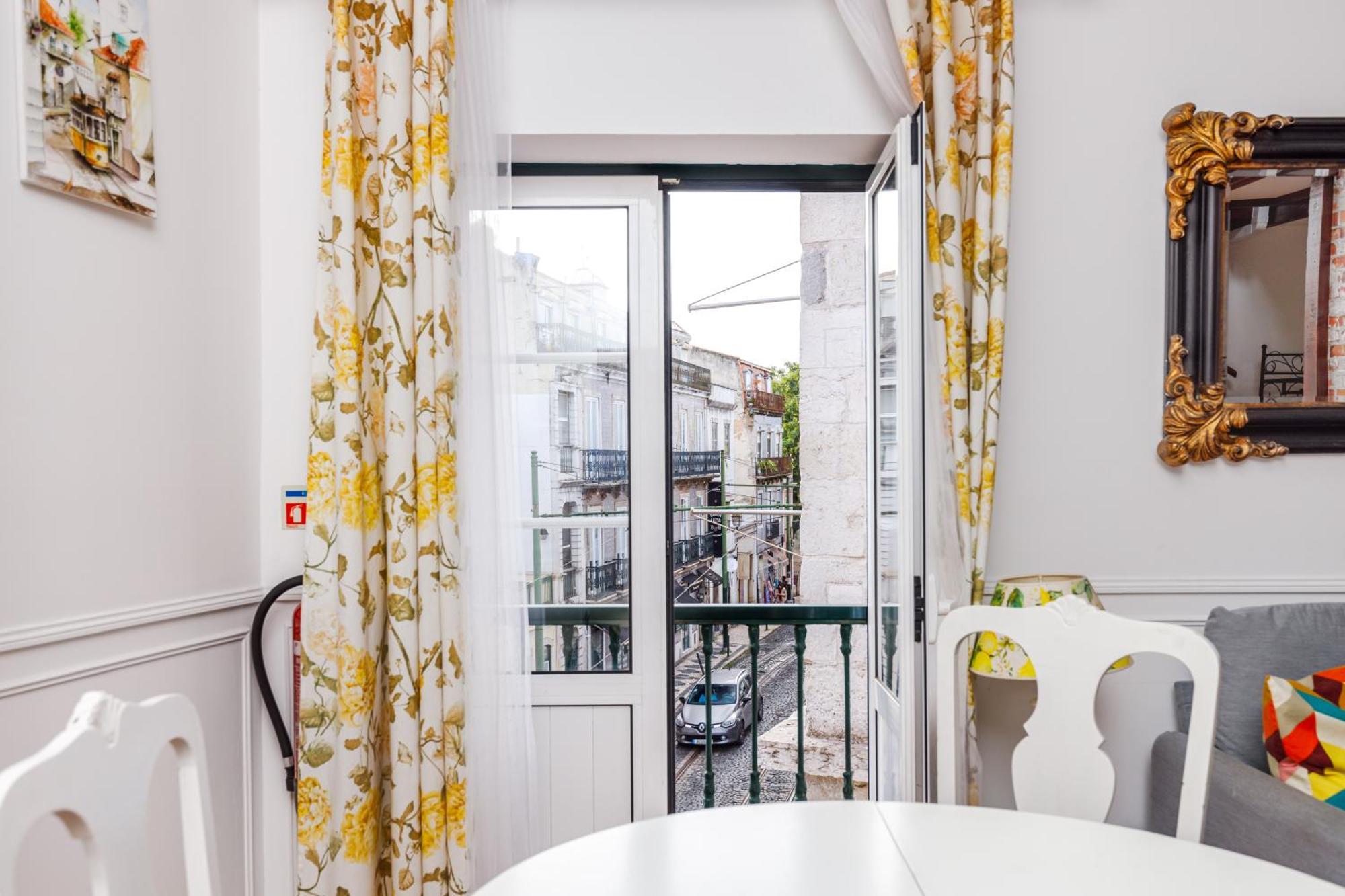 Splendid Apartament Alfama-Center Apartment ลิสบอน ภายนอก รูปภาพ